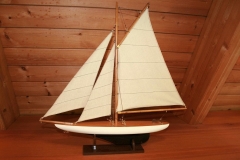 Segelboot im Ferienhaus